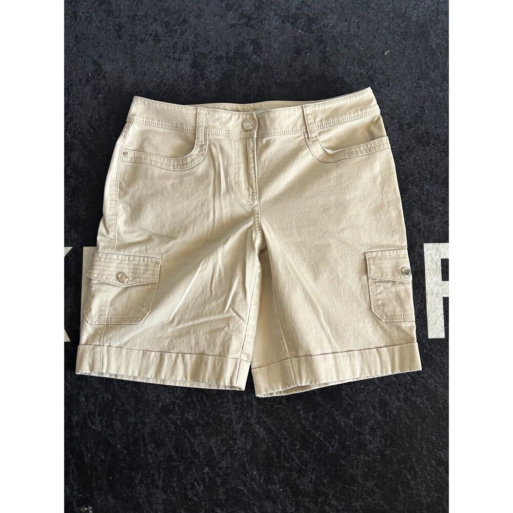 WHBM White House Black Market Khaki Cargo Bermuda Shorts Cuffed Size 0 - Picture 3 of 4